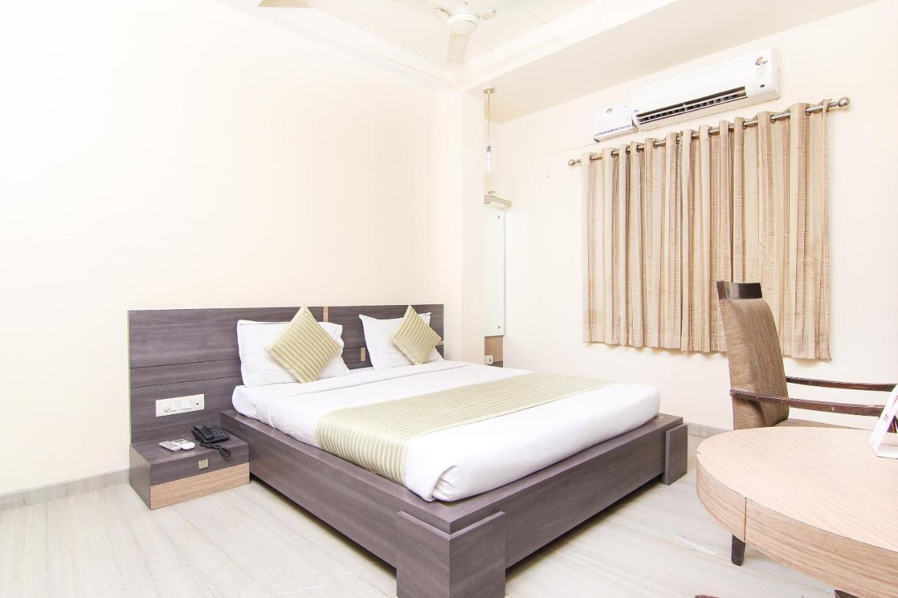 Hotel Sundaram Prayagraj Exterior foto